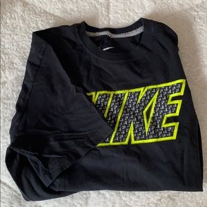 NIKE t shirt